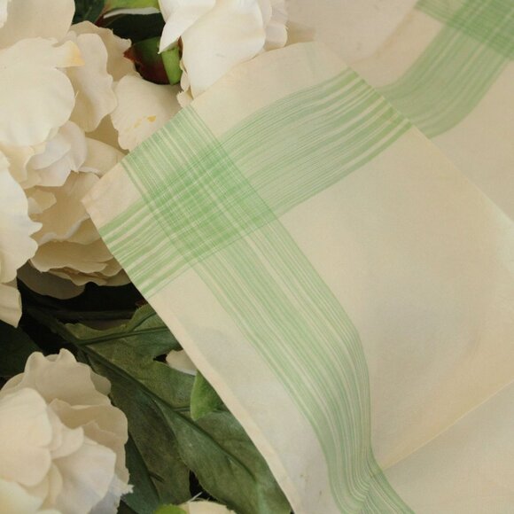 Vintage 1950s Handkerchief, Cream with Green Striped Border - Picture 5 of 10